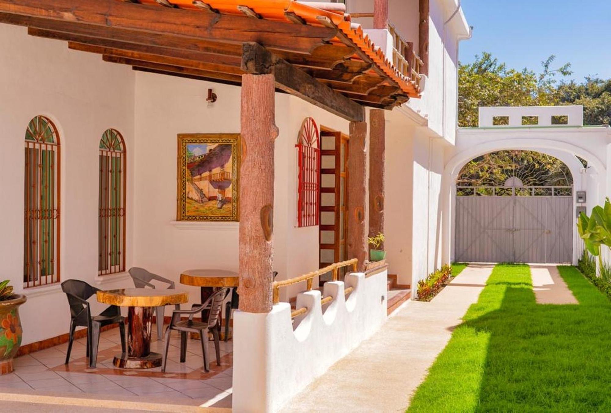 Hotel Rega Suites Guayabitos - Family & Kitchen Rincon de Guayabitos Exterior photo
