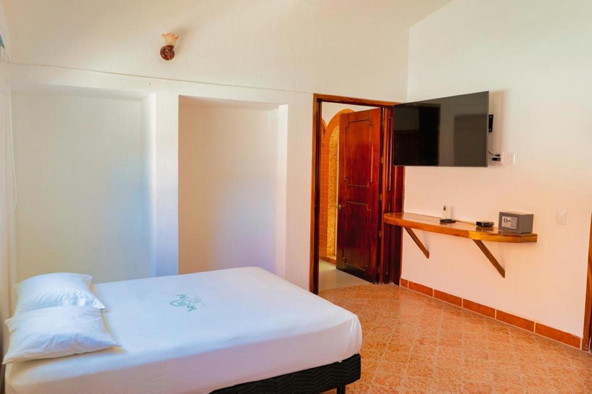 Hotel Rega Suites Guayabitos - Family & Kitchen Rincon de Guayabitos Exterior photo