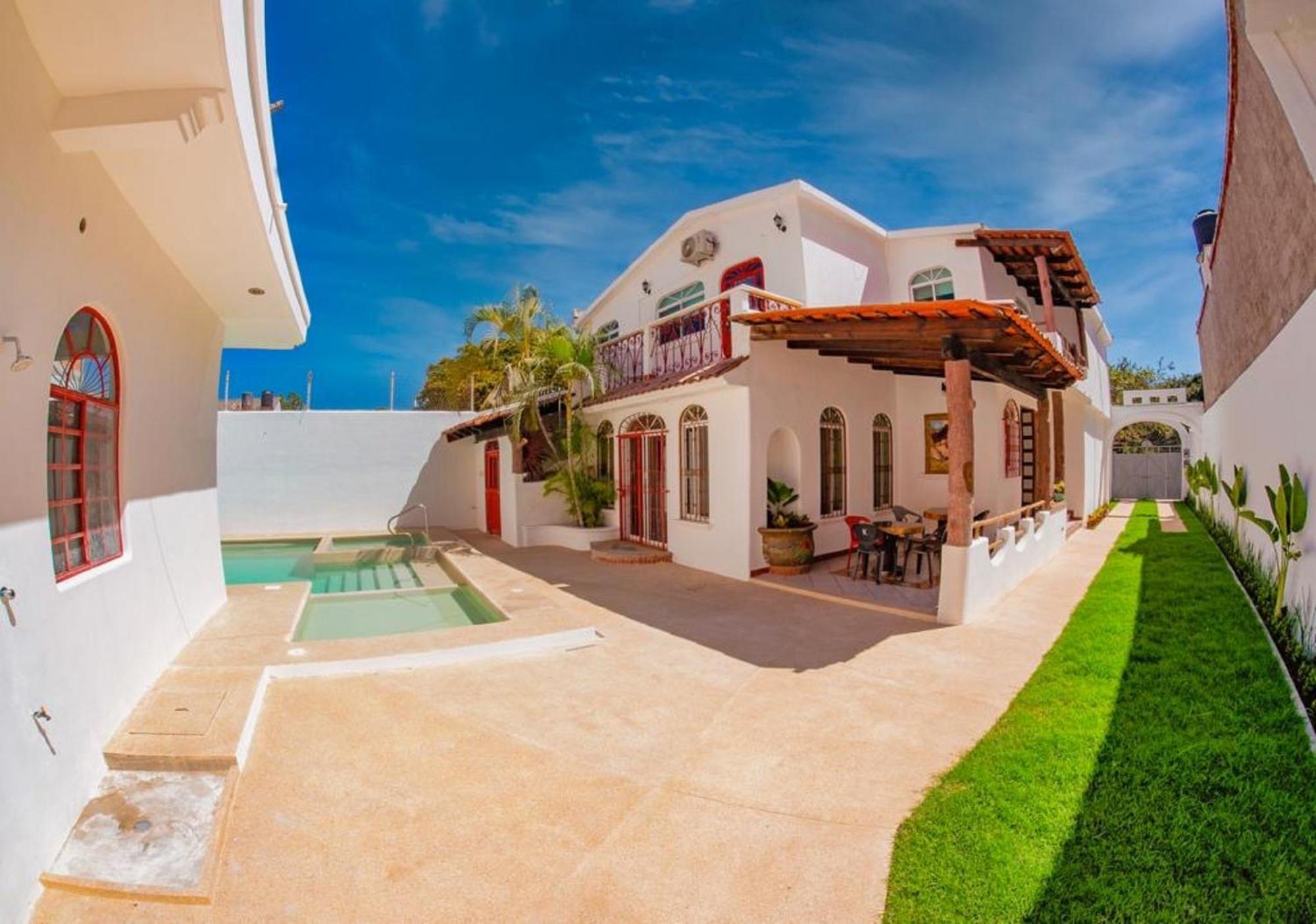 Hotel Rega Suites Guayabitos - Family & Kitchen Rincon de Guayabitos Exterior photo